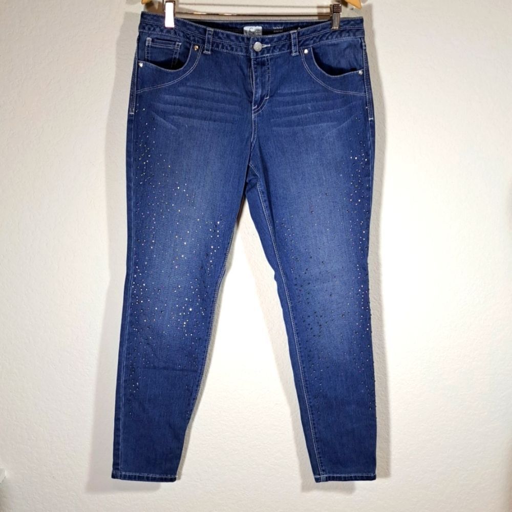 S&Co. Women’s Jeans Denim Size 12 Skinny Lowrise 5 Pocket Whiskers Rhinestones